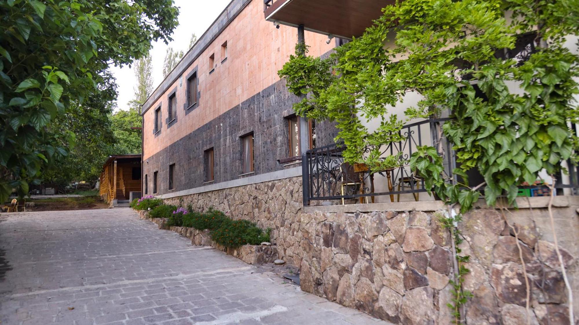 Old Byurakan Gouest House المظهر الخارجي الصورة